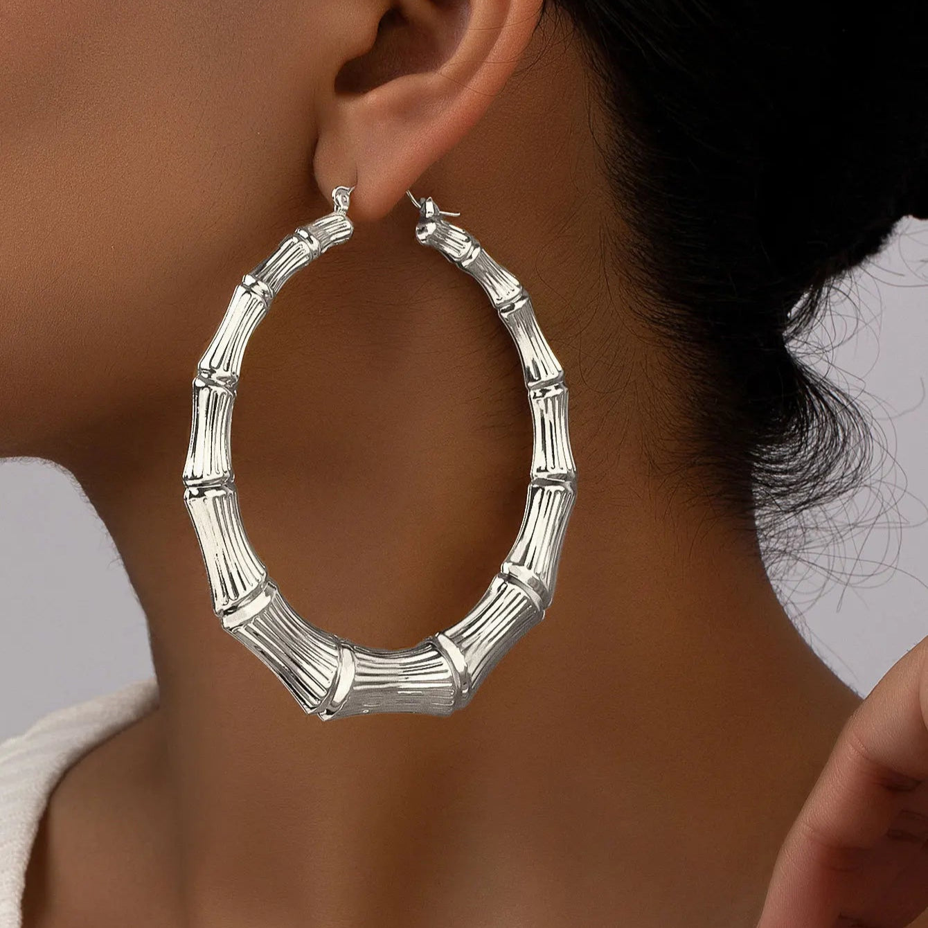 DORE BAMBOO HOOP EARRINGS