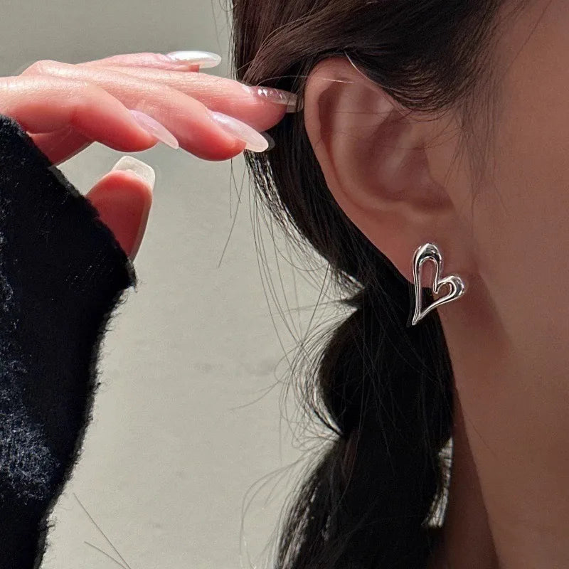 AMOR ETERNAL HEART EARRINGS
