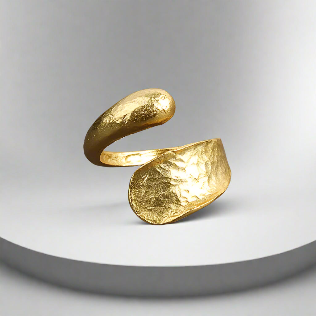 UNPROCESSED AVANT GARDE RING