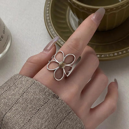 MARGUERITE SILVER RING