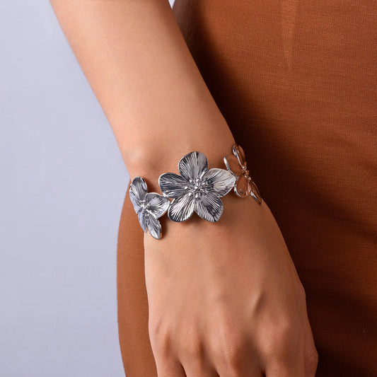 BOHEMIAN FLOWERS CUFF