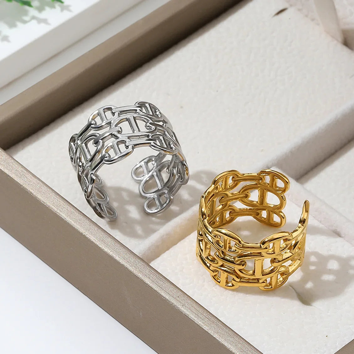 CADENZA CHAIN LINK RING