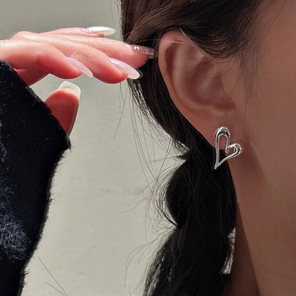 AMOR ETERNAL HEART EARRINGS