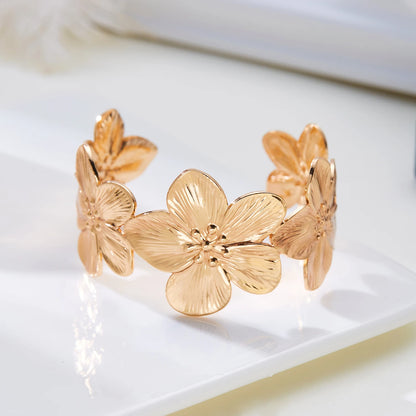 BOHEMIAN FLOWERS CUFF