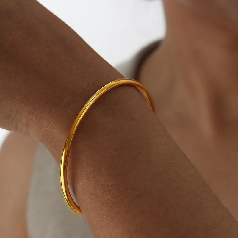 ETHOS CLASSIC BANGLE BRACELET
