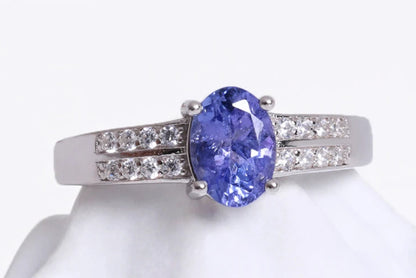DE LUXE - SILVIA TANZANITE RING